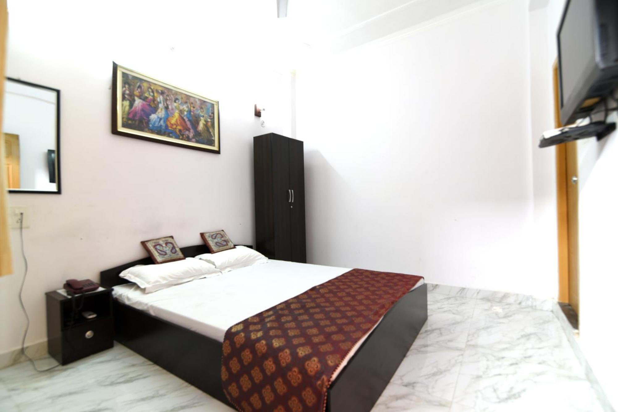 Ds Residency Varanasi-Prime Location-Parking Екстер'єр фото