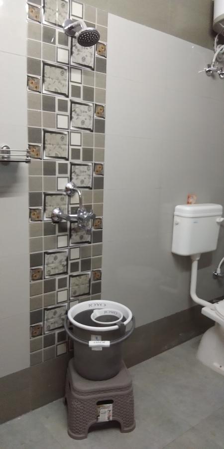 Ds Residency Varanasi-Prime Location-Parking Екстер'єр фото